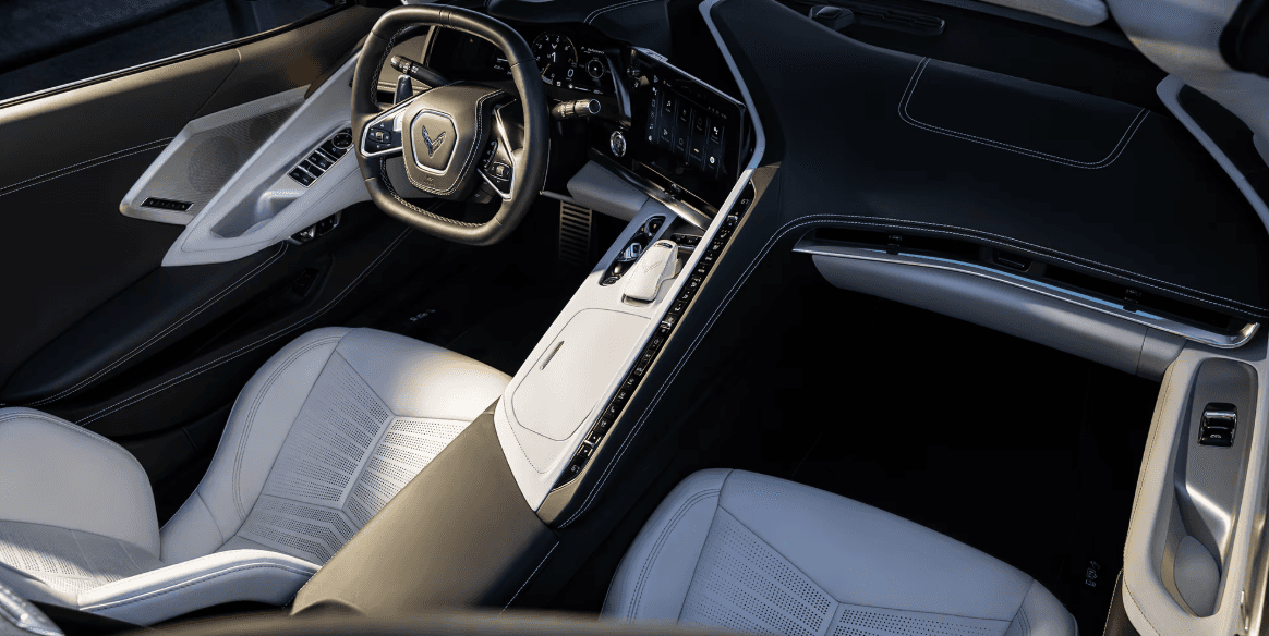 2025 Chevy Corvette Stingray comfort