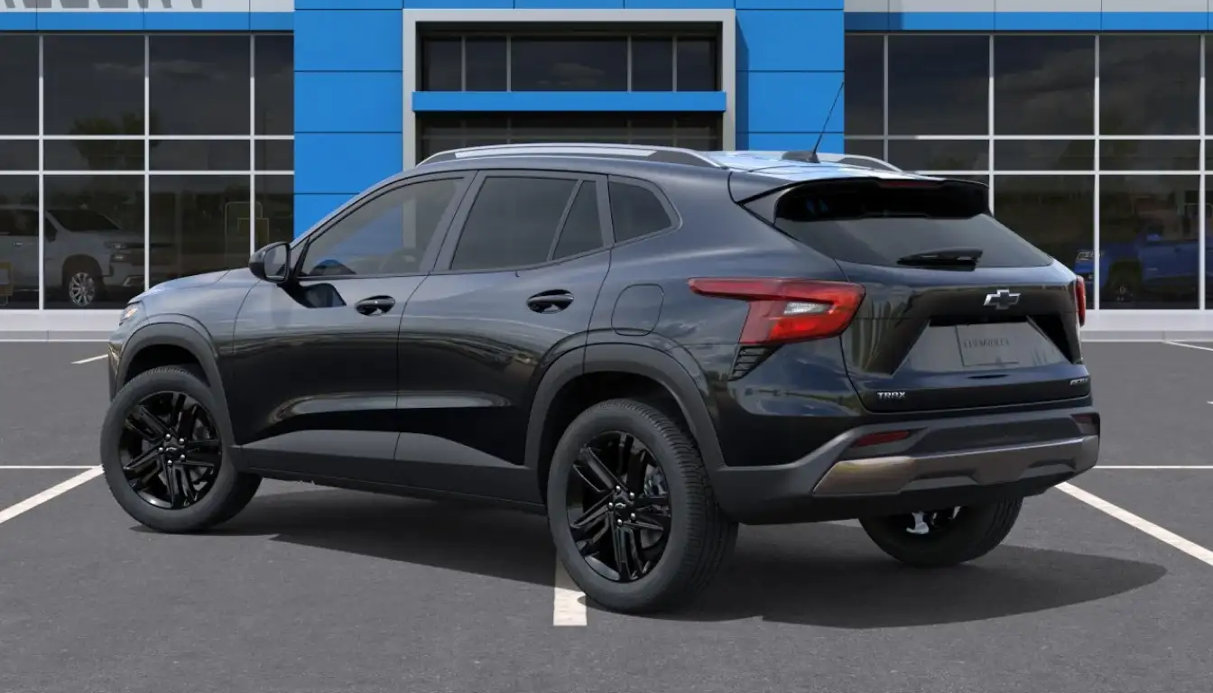 2026-Chevy-Trax-side