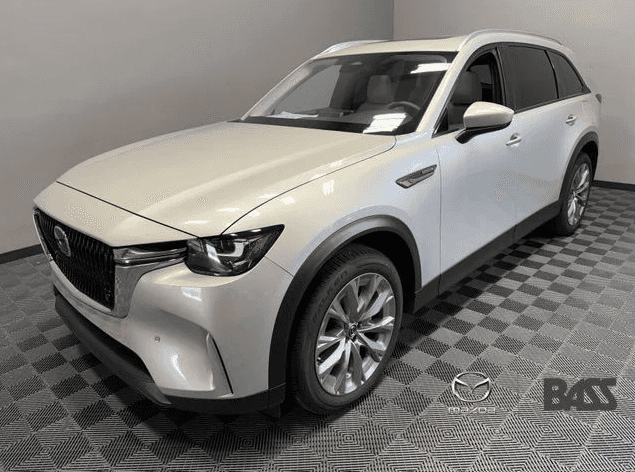 Mazda CX-90 Plug-In Hybrid near Cleveland, OH