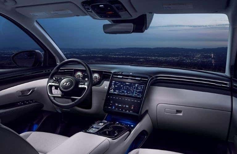 2022 Hyundai Tucson Steering Wheel and Dashboard