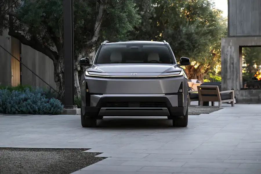 2027 Toyota Highlander BEV SUV