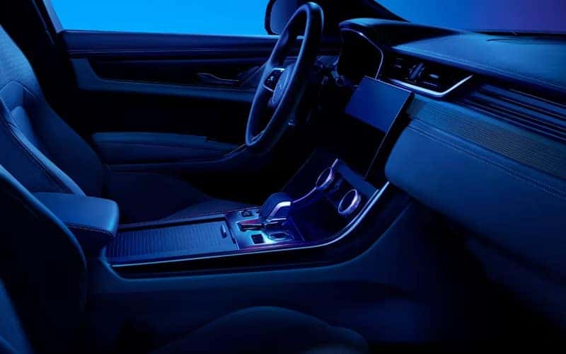 2023 Jaguar XF Features