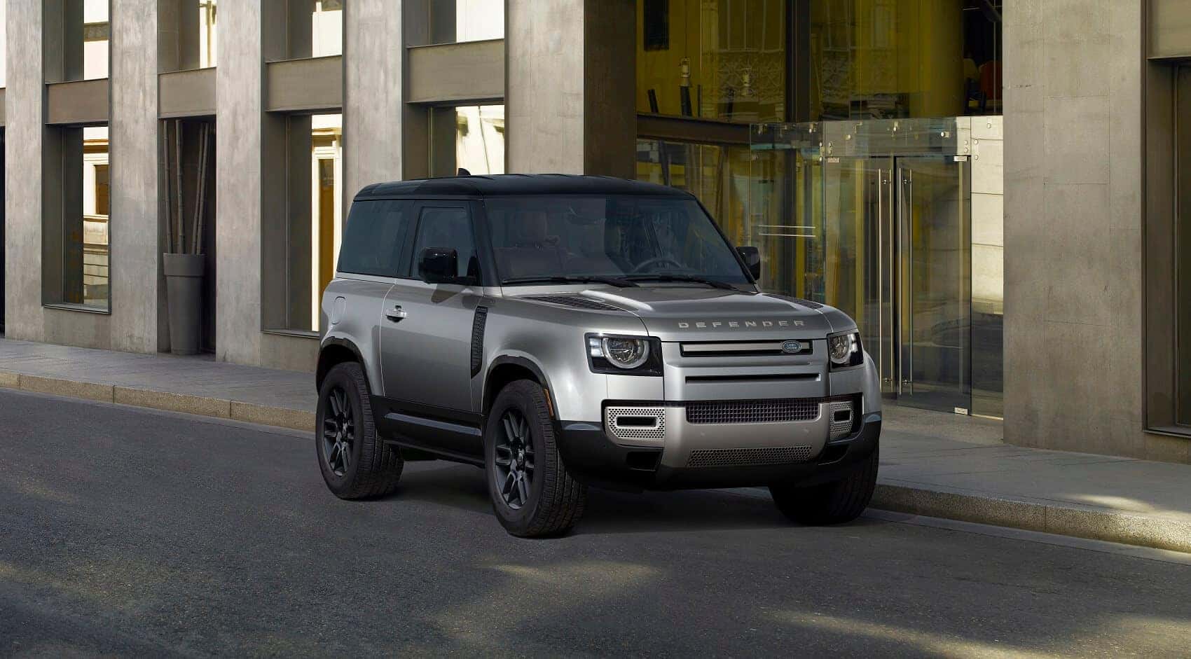 Land Rover Dealership near Elmwood LA