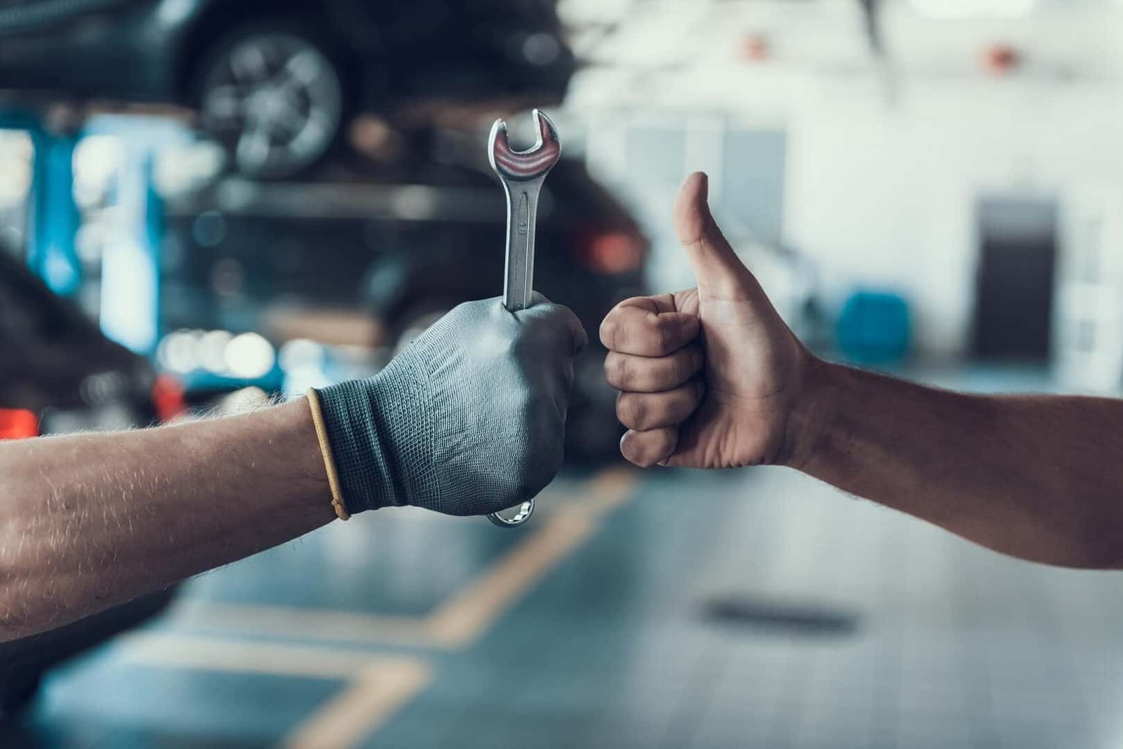 Land Rover Service Center