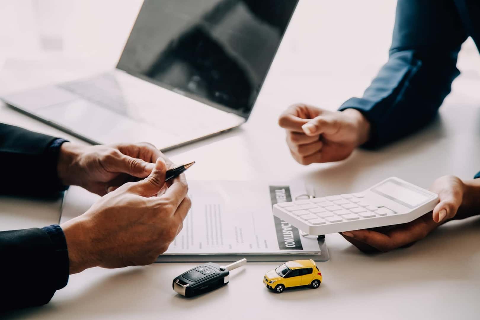 Vehicle Financing and Leasing Options