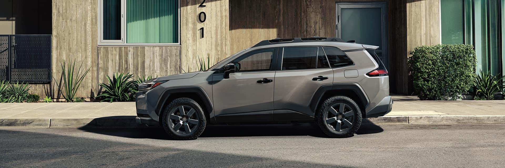 2026 Toyota RAV4 - Performance & Powertrain Options