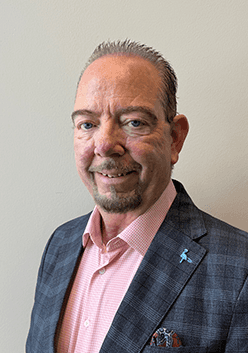 Larry  Guthrie