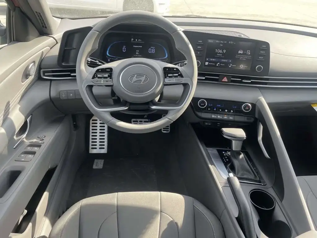 2026 Hyundai ELANTRA dash