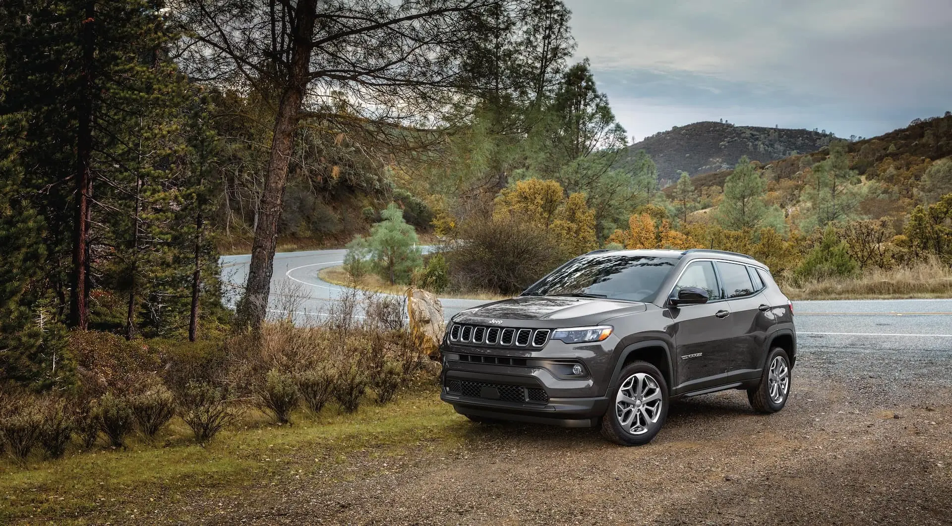 Exploring the 2024 Jeep Compass Latitude: Features and Benefits | Blog