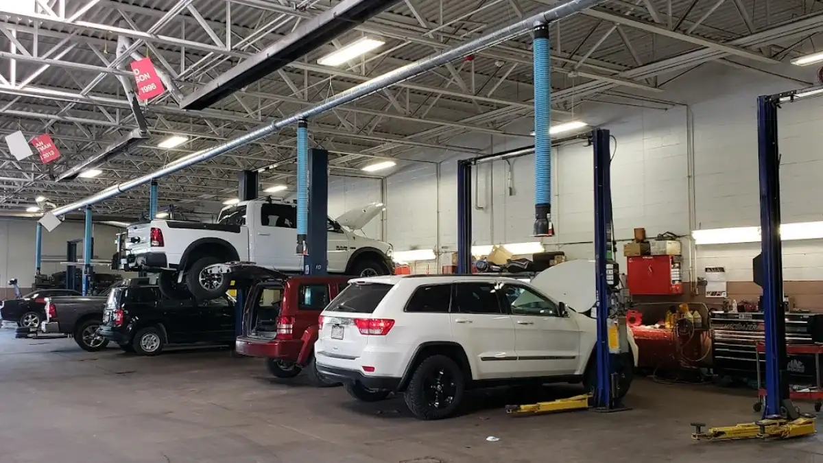 Transitowne CDJR Battery Service in Williamsville, NY