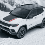 Jeep Compass driving in the snow