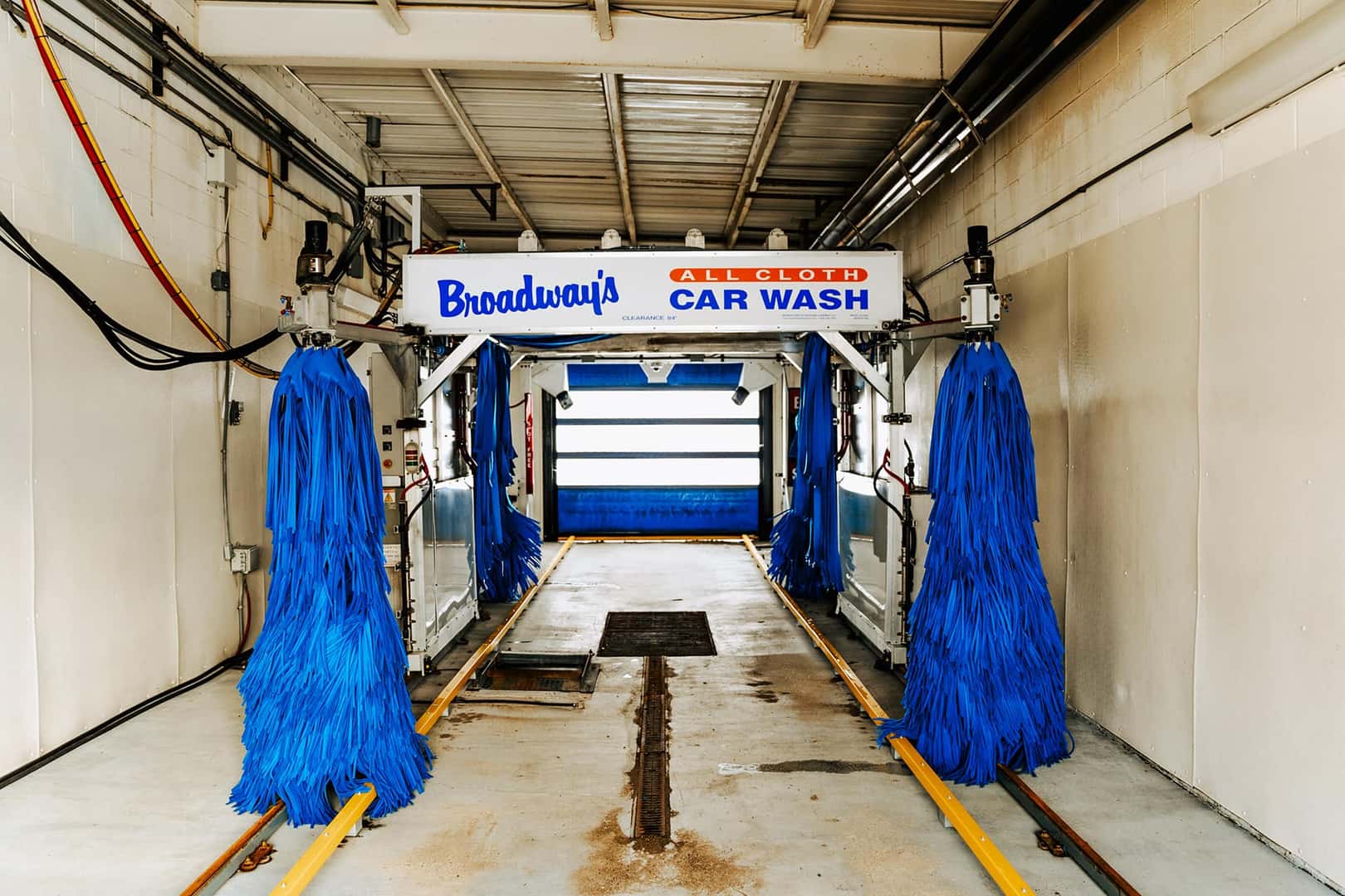 Self-Service Car Wash vs Automatic Car Wash – Which One's Best? » Way Blog