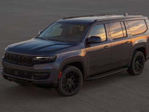 2024 Wagoneer exterior view